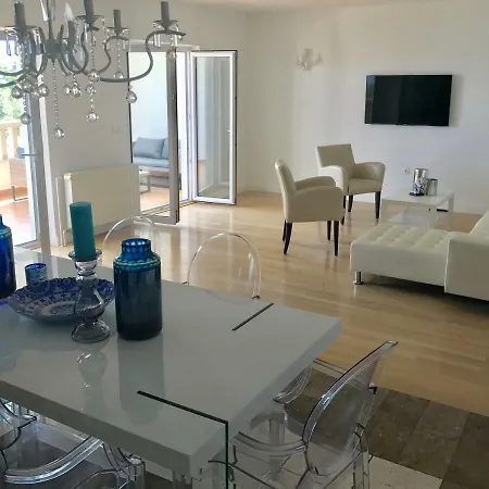 Apartment Lux