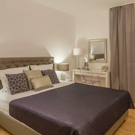 Lux Apartman *