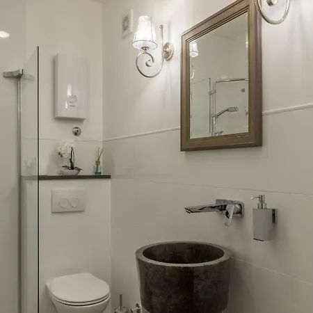 Lux Apartament *